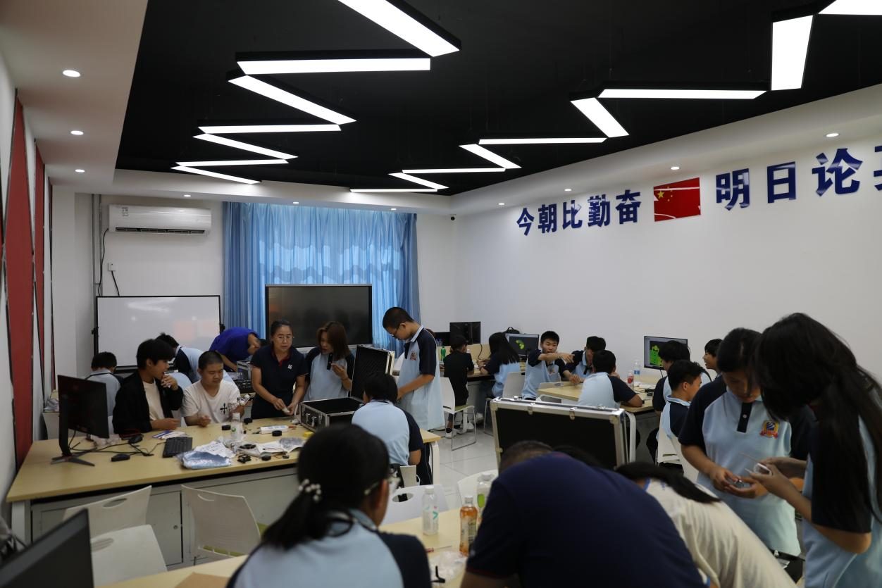 AXW(xu)УI(y)ֵ